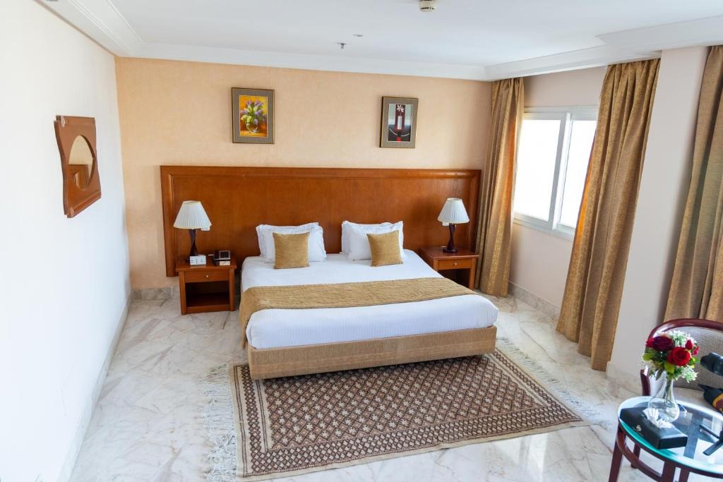 هتل تونس گرند